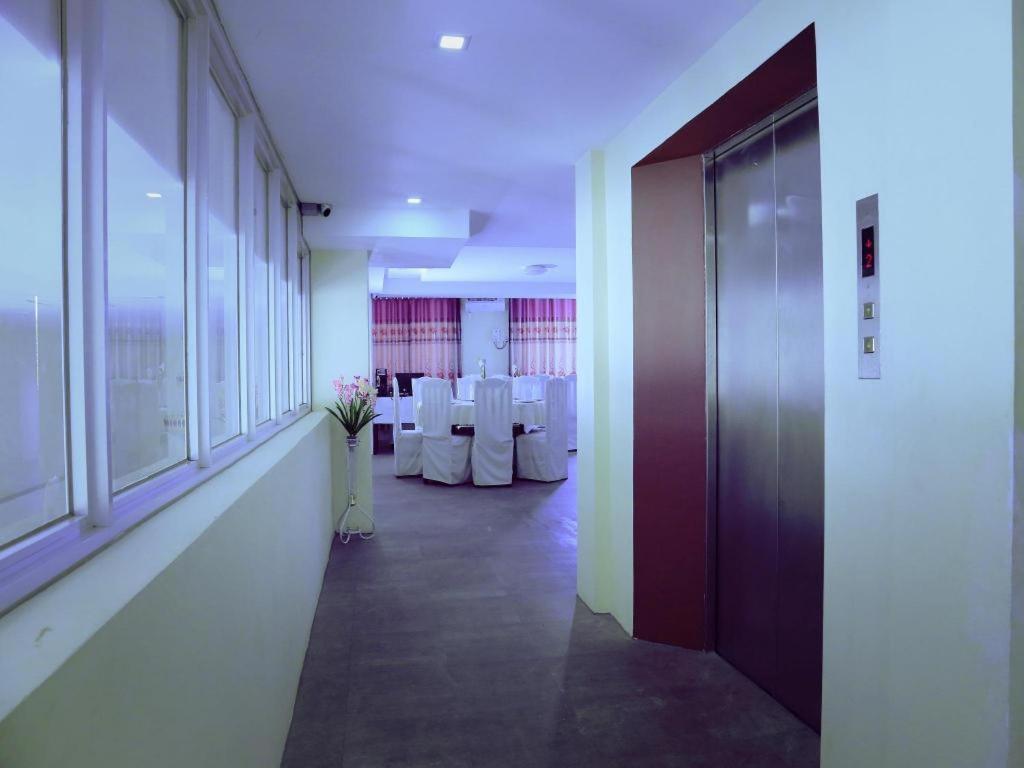 King & Queen Hotel Monywa Eksteriør bilde