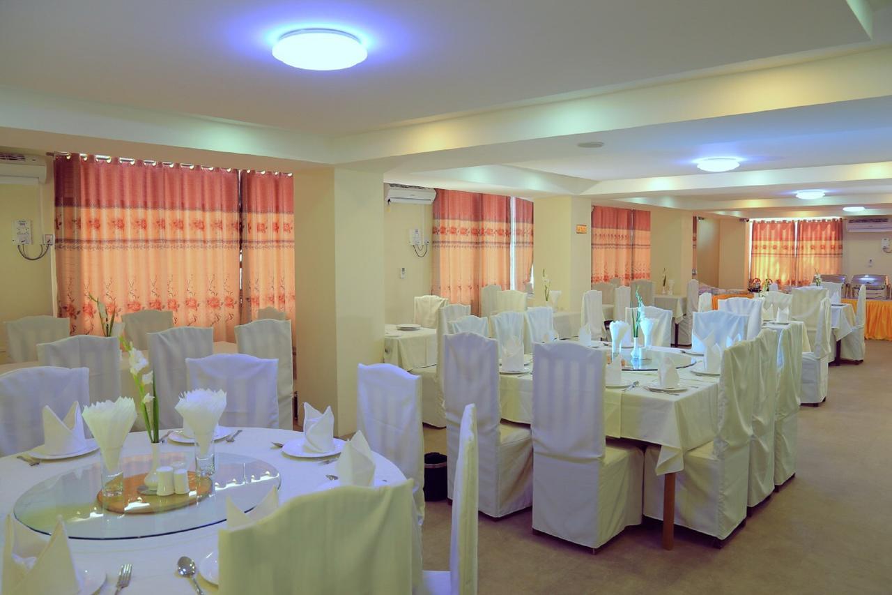 King & Queen Hotel Monywa Eksteriør bilde