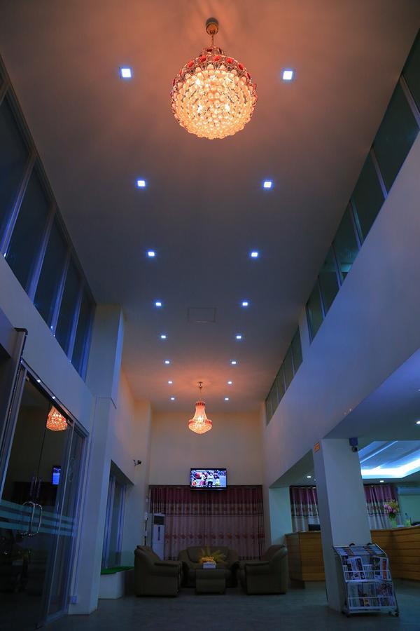 King & Queen Hotel Monywa Eksteriør bilde
