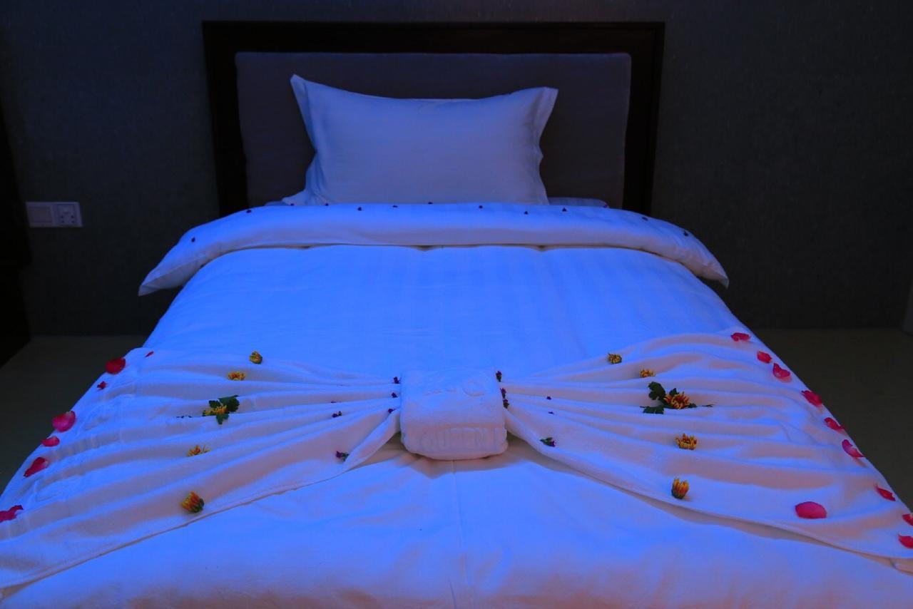 King & Queen Hotel Monywa Eksteriør bilde